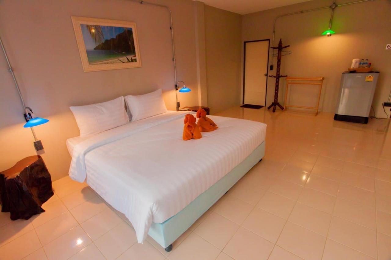 Khaolak Big Bike&Room For Rent Khao Lak Exterior photo